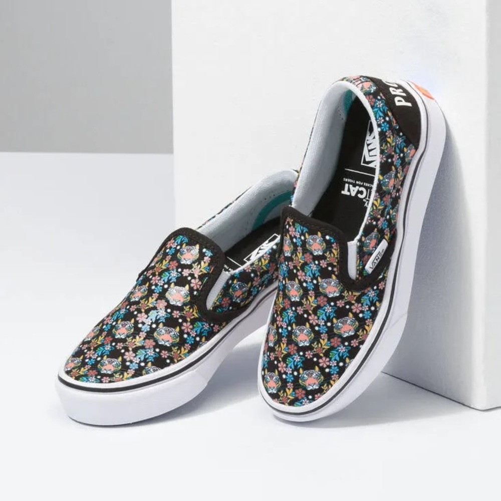 Vans x Project CAT Discovery Tiger & Floral Pattern Slip On Sneakers Sz: 2